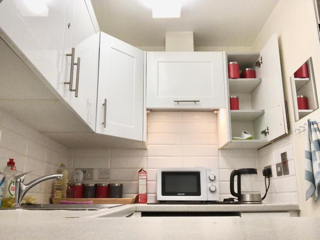 Metropolitan Coziness Private Bedrooms In Euston Station 161 Londres Exterior foto