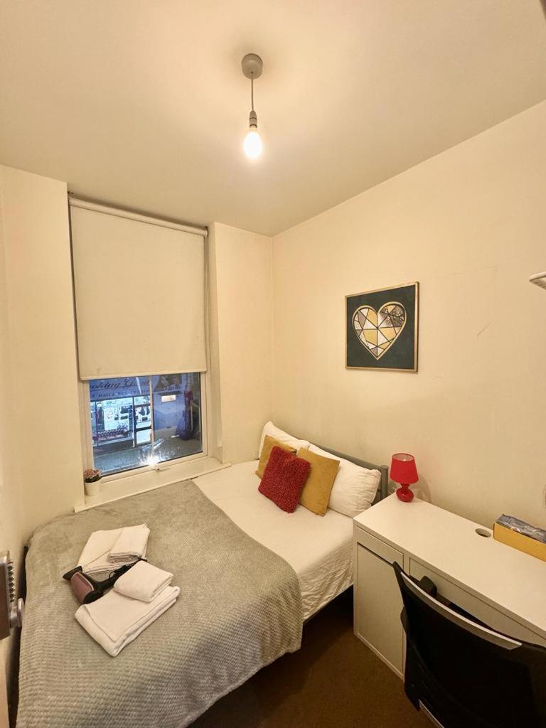 Metropolitan Coziness Private Bedrooms In Euston Station 161 Londres Exterior foto